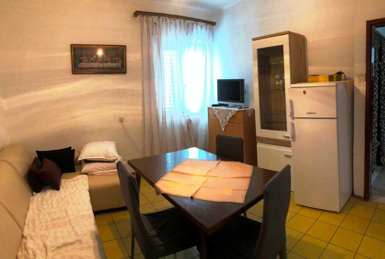 Apartmani Zorka Podstrana Eksteriør bilde